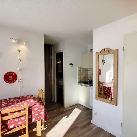 Apartment 2p 4 Pers., 25m², Sud, En Bas Des Pistes, Les Menuires - Fr-1-178-371